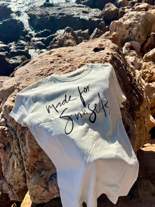 T-shirt - "Made for sunset"